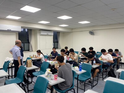 112-2課程檢討座談會圖片